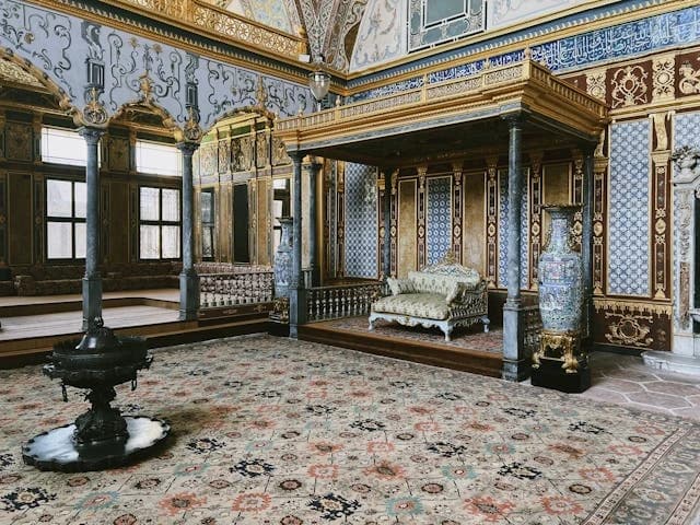 Side Image 1