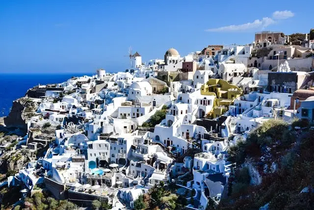Streets of Fira