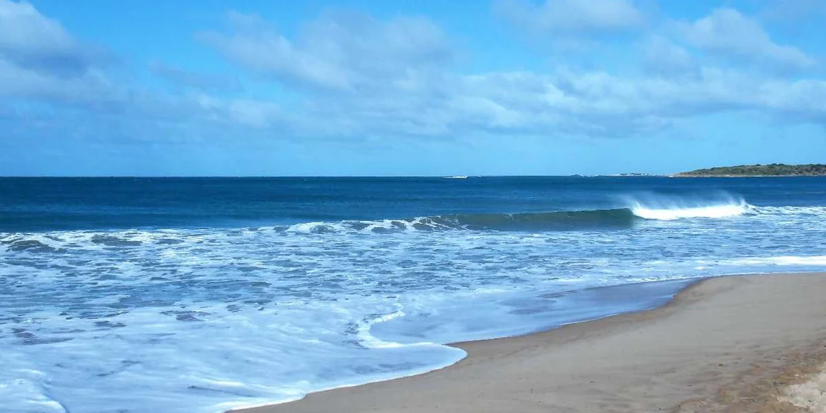Spend your leisure time sunning at the Absheron Peninsula beaches