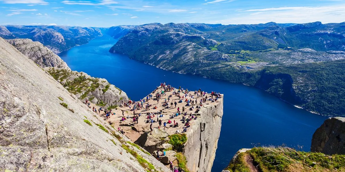 Stavanger & Preikestolen (Pulpit Rock)