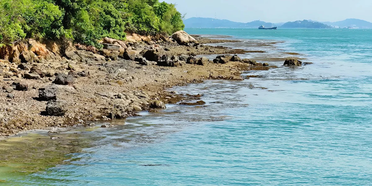Lazarus Island – Hidden Paradise