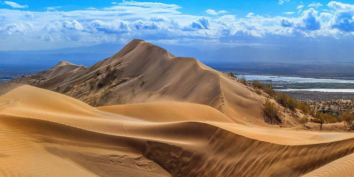Singing Barkhan Dune — Mystical Desert Sounds