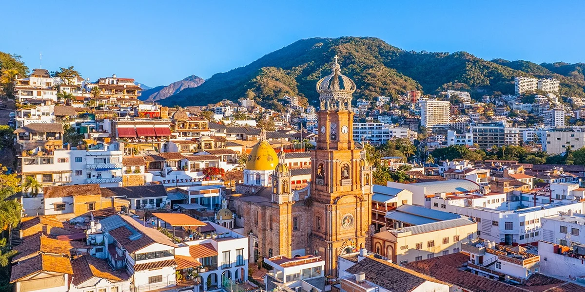 Puerto Vallarta – Coastal Beauty with Culture