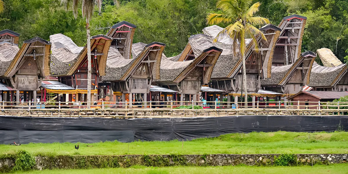 Tana Toraja – Land of Ancient Traditions