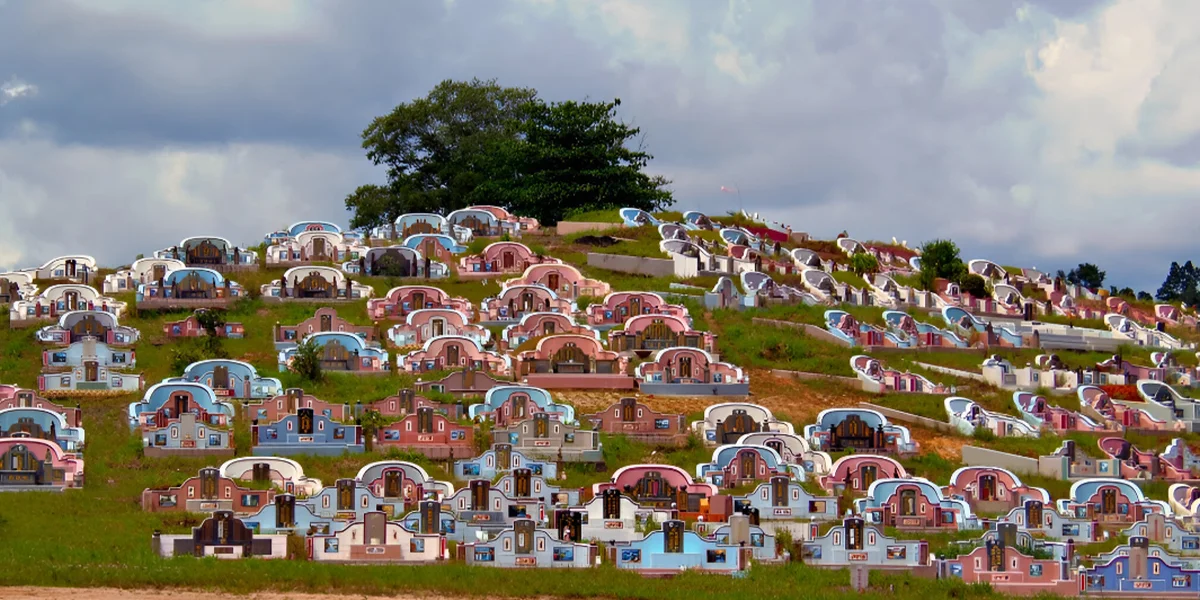 Kianggeh Muslim Cemetery