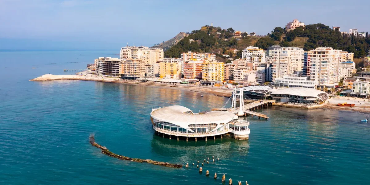 8. Durrës