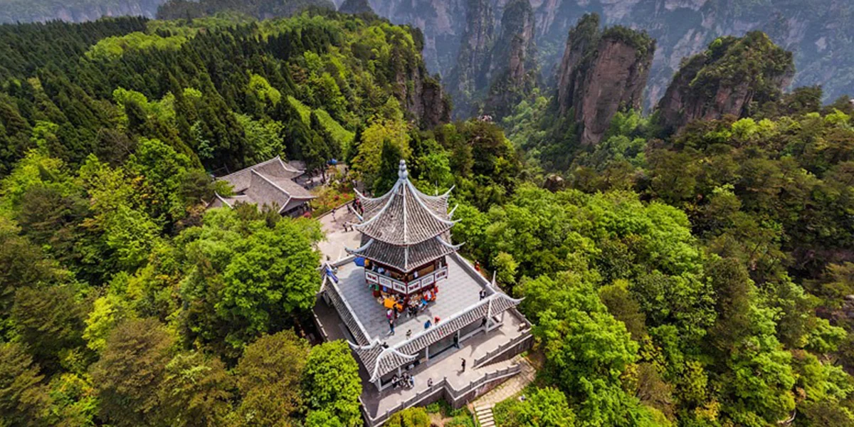 Avatar Mountains — Zhangjiajie National Forest Park