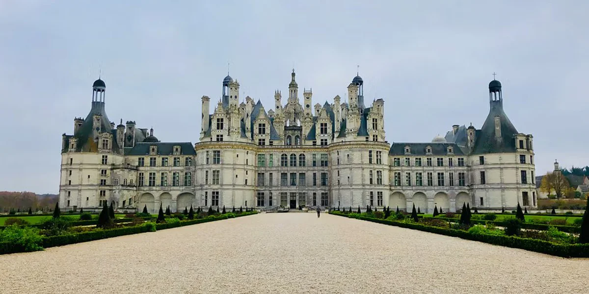 Loire Valley — Ancient Tops and Vines