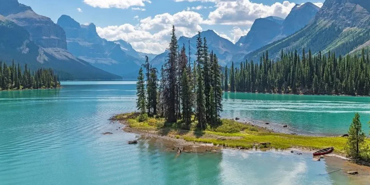 Places to Visit in Canada