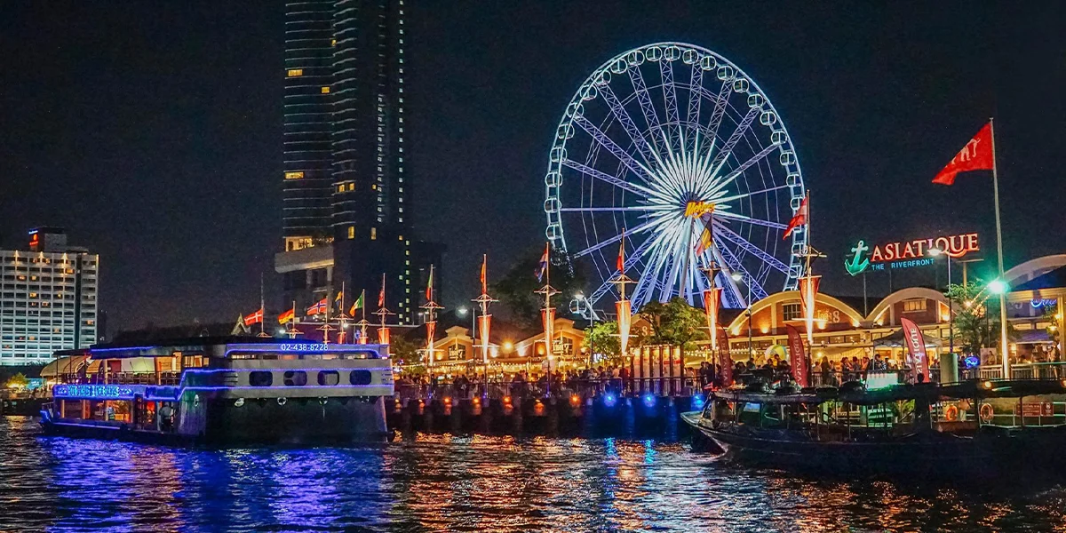 8. Asiatique The Riverfront