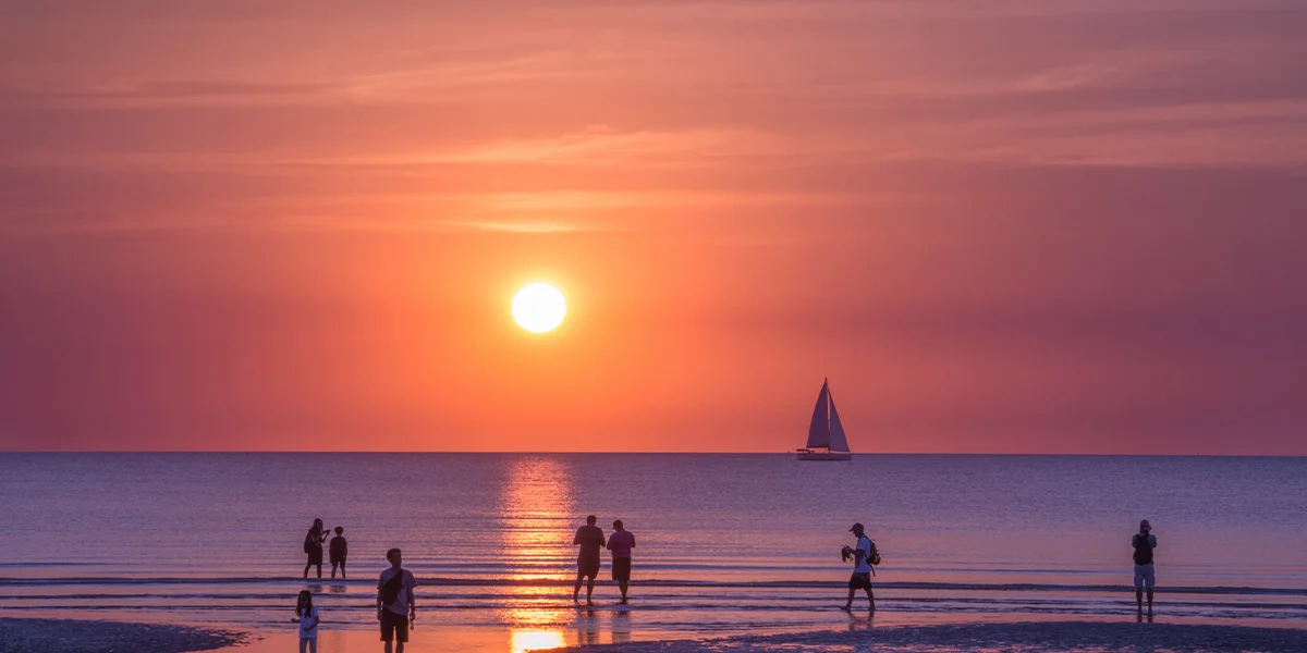 10. Mindil Beach Darwin Sunset Spectacle.