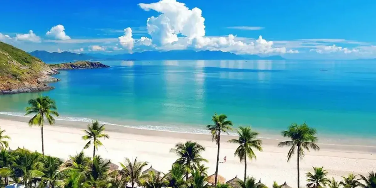 Relax on the Beaches of Da Nang