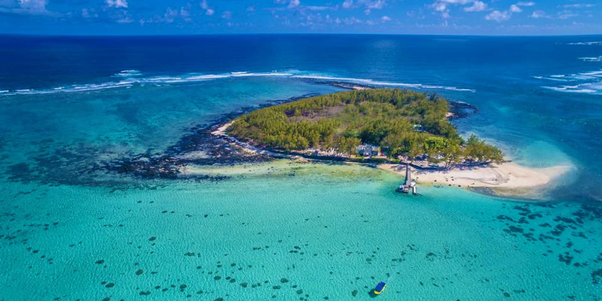Sea Walk Experience in Blue Bay Marine Park
