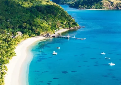 how long can tourists stay in Fiji