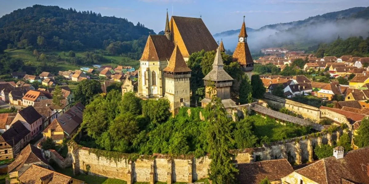 Romania tourist stay duration