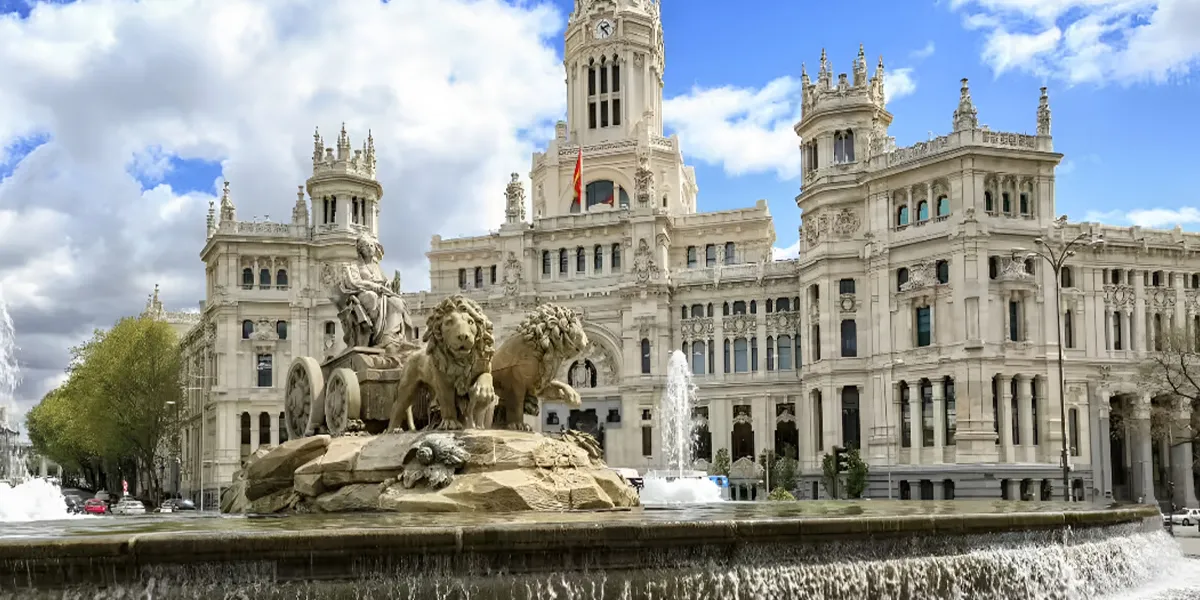 Acropolis-Inspired Architecture in Madrid