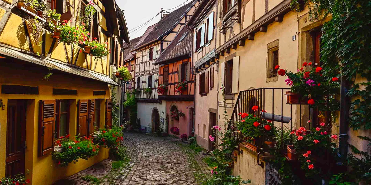 Scenic Villages in France 
