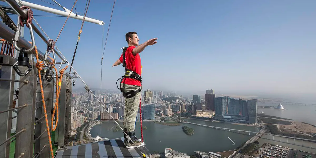 Bungee Jumping Experiences in China